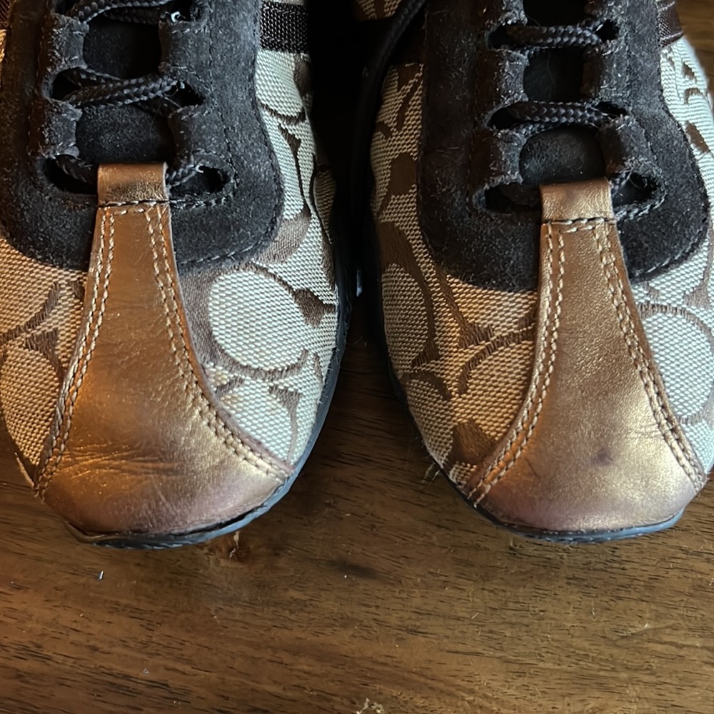 Authentic Coach Kate Sneakers 7.5 - Picture 3 of 11